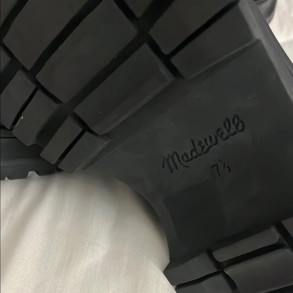 Madewell Black Ankle Boots - Picture 2 of 5